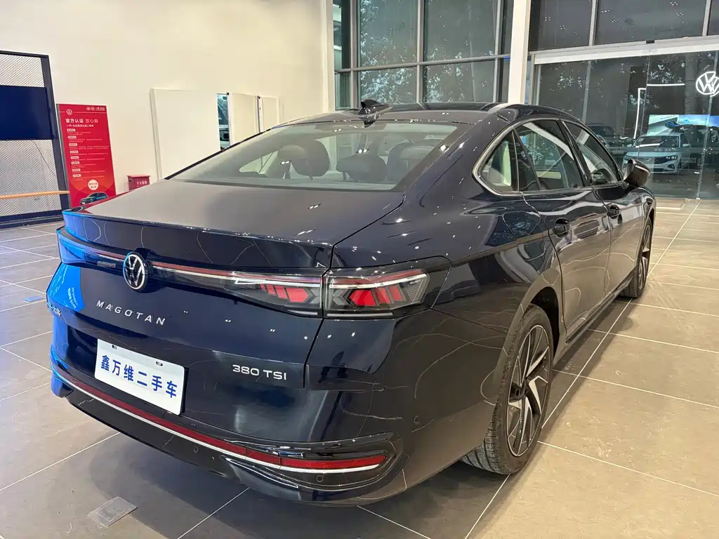 Volkswagen Magotan 2024
