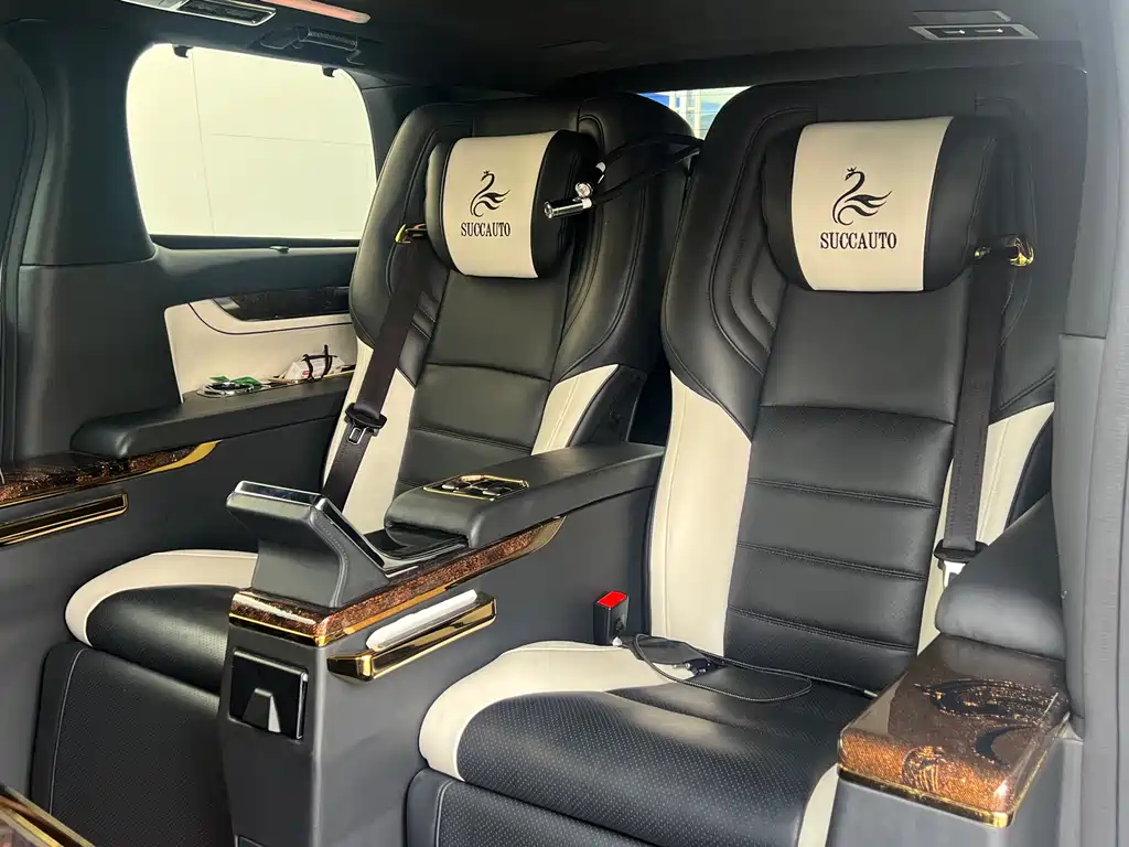Toyota Alphard 2019 — фото 10