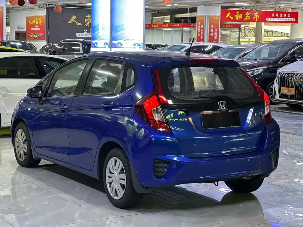 Honda Fit 2017 — фото 9