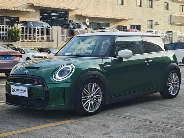 MINI MINI 2021