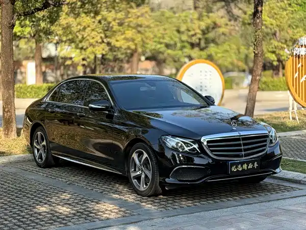Mercedes-Benz E-Class 2019