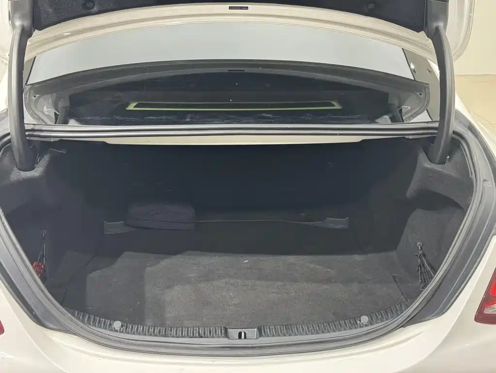 Mercedes-Benz C-Class 2015 — фото 13