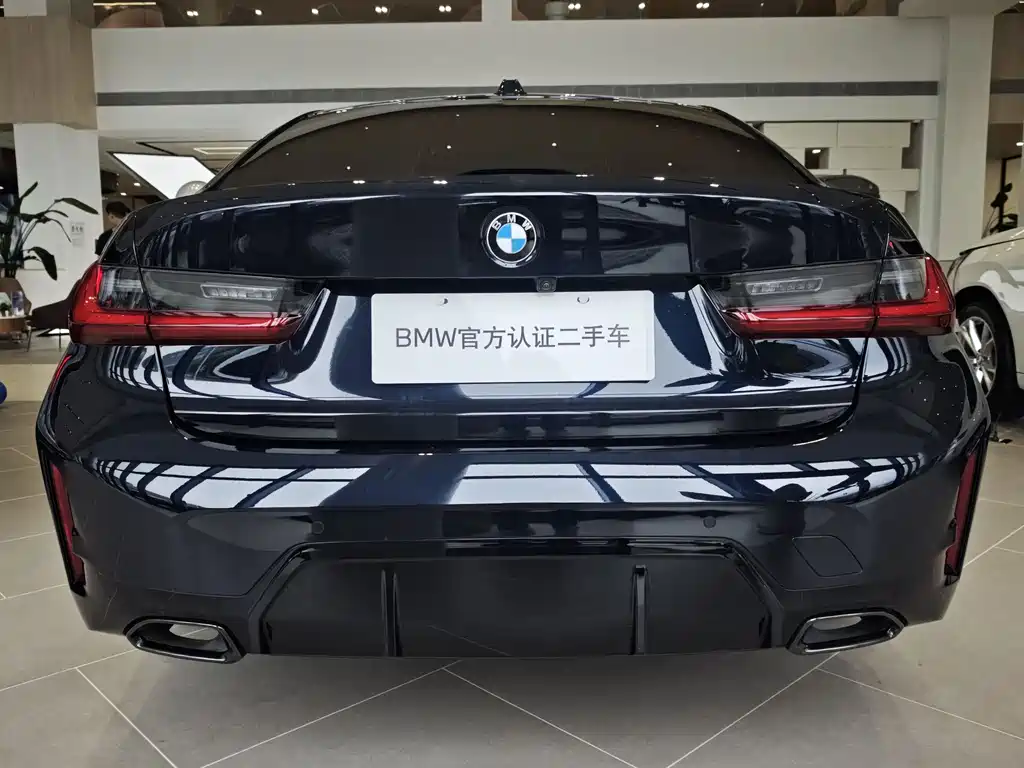 BMW 3 Series 2025