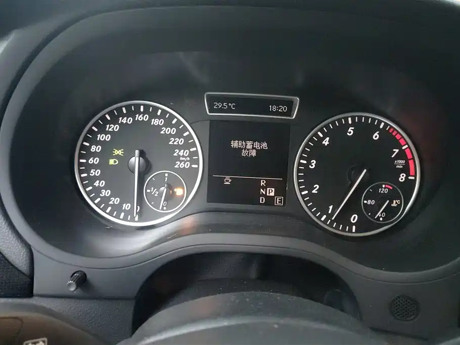 Mercedes-Benz B-Class 2013 — фото 14