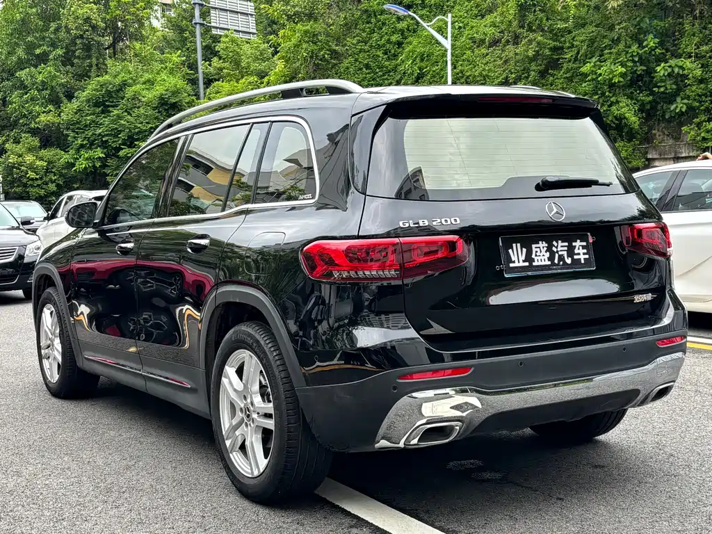 Mercedes-Benz GLB 2022 — фото 8