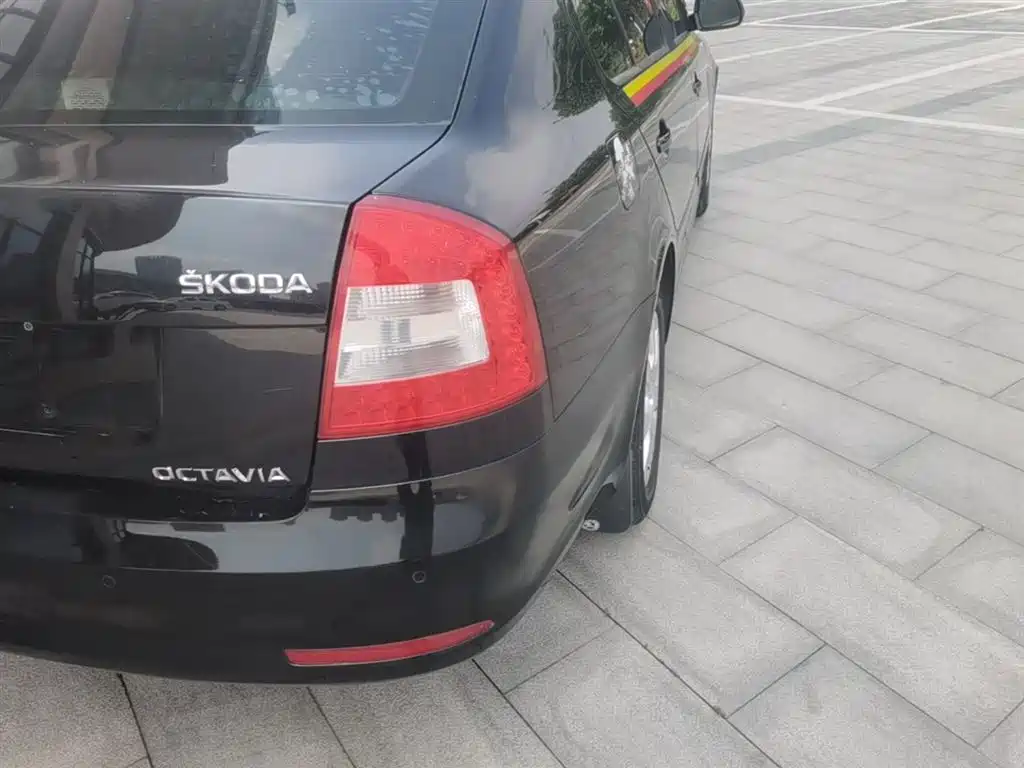 Skoda Octavia 2014 — фото 8