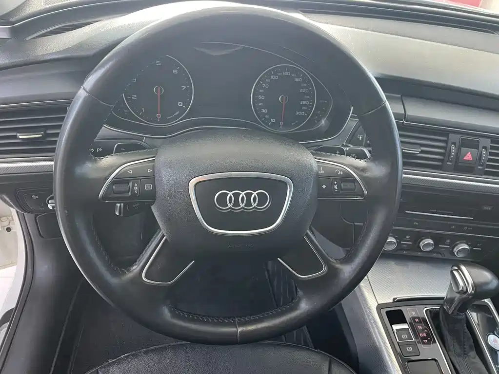 Audi A6L 2014
