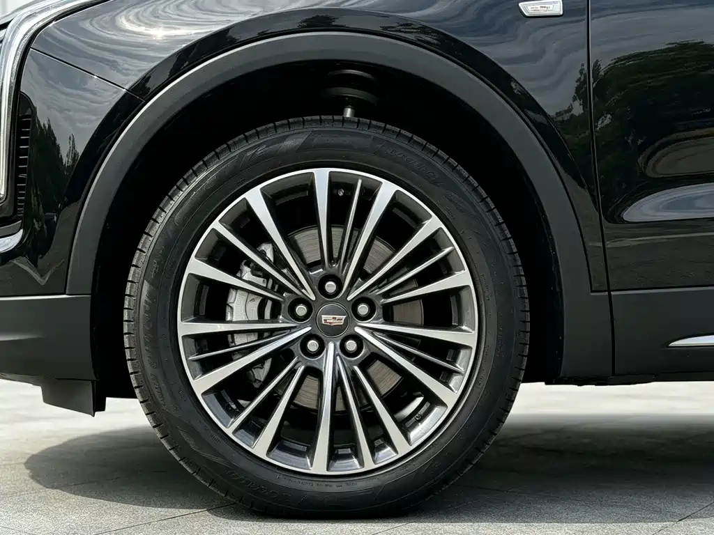 Cadillac XT4 2023 — фото 15