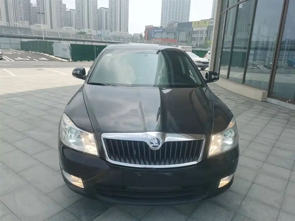 Skoda Octavia 2014 — фото 3