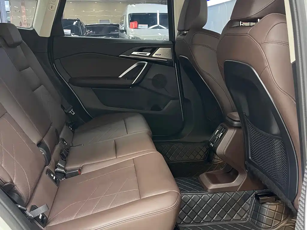 BMW X1 2024 — фото 11