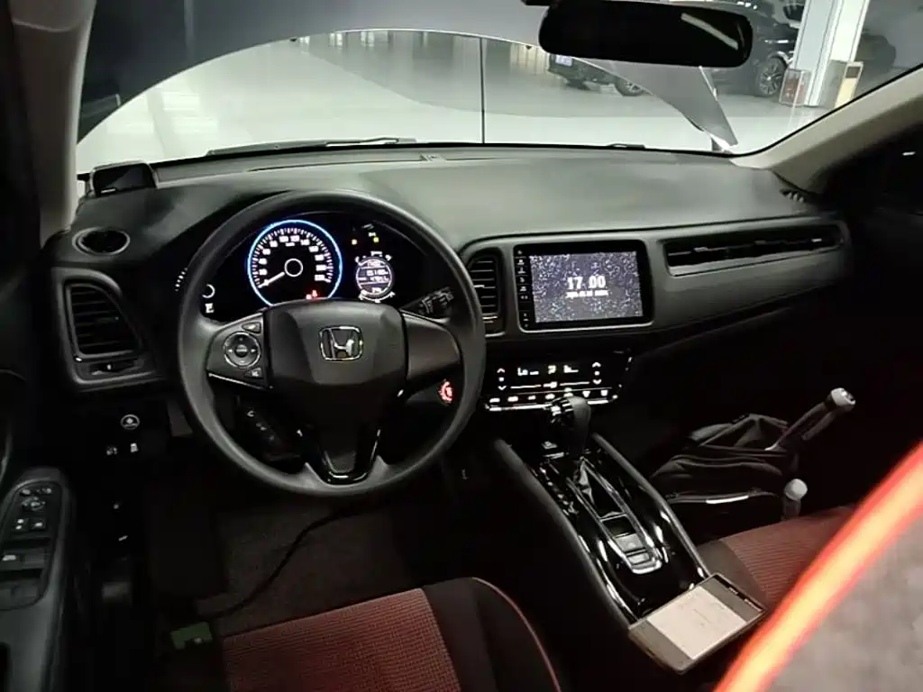 Honda Vezel 2021 — фото 10