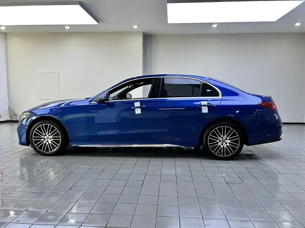 Mercedes-Benz C-Class 2022