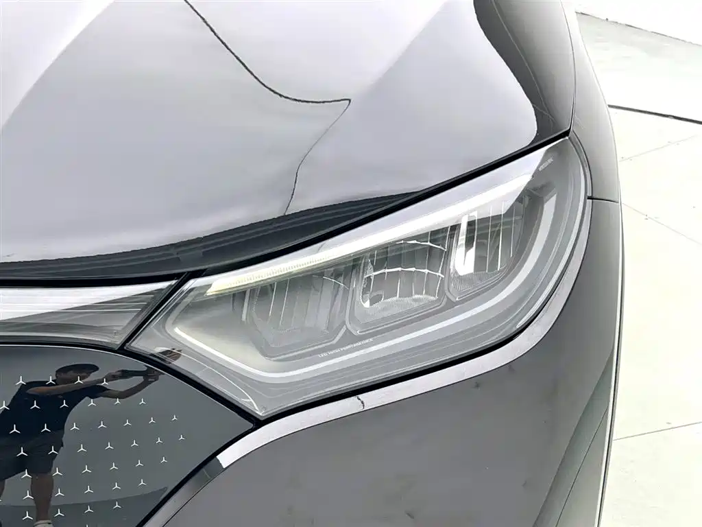 Mercedes-Benz EQE SUV 2024