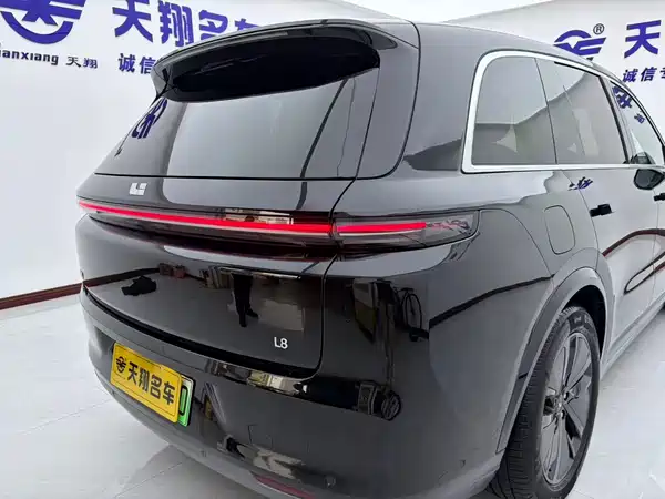 Li Auto L8 2024