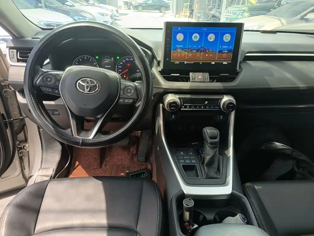 Toyota Wildlander 2020 — фото 10
