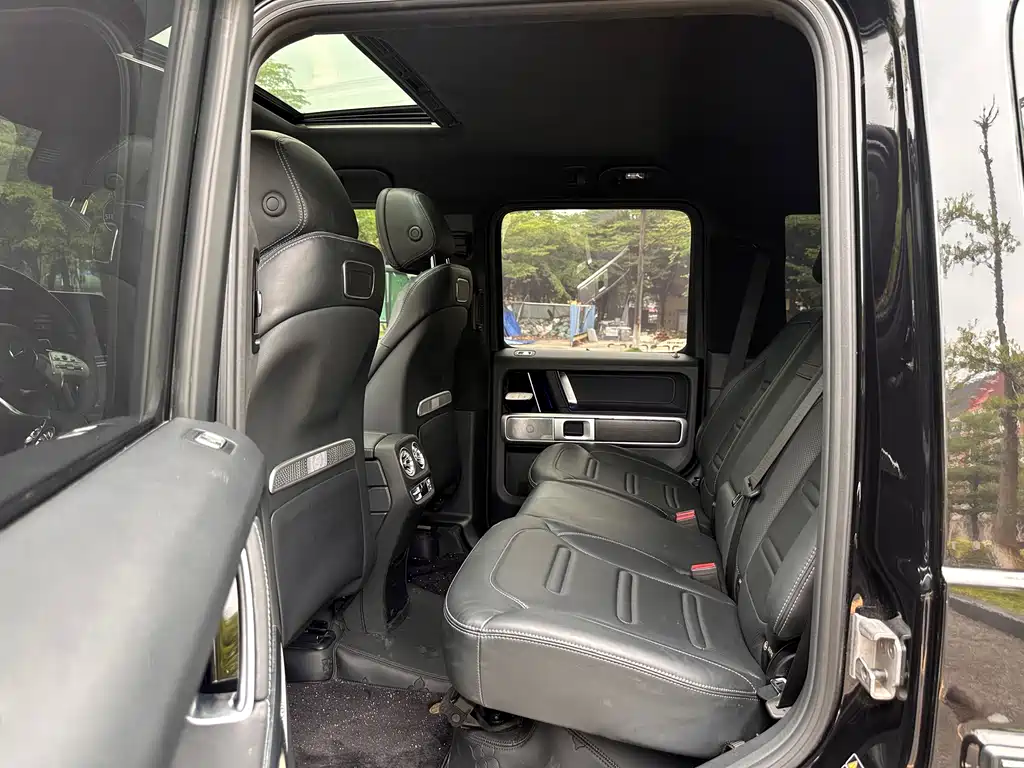 Mercedes-Benz G-Class 2022 — фото 12