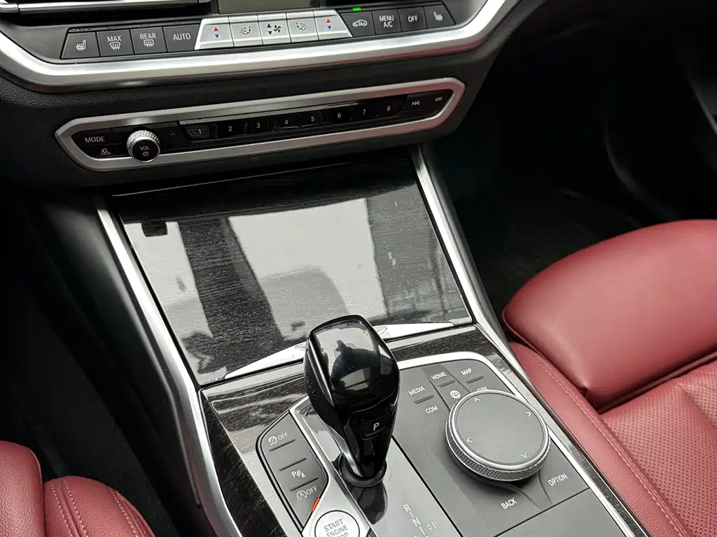 BMW 3 Series 2022 — фото 13