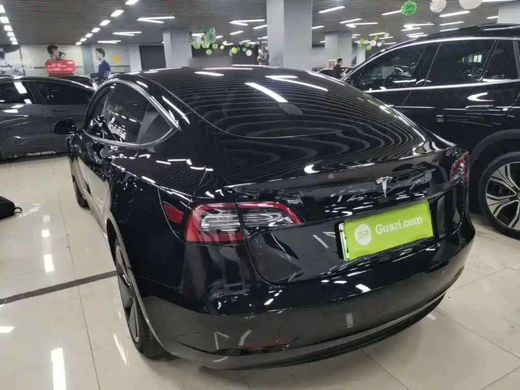 Tesla Model 3 2023