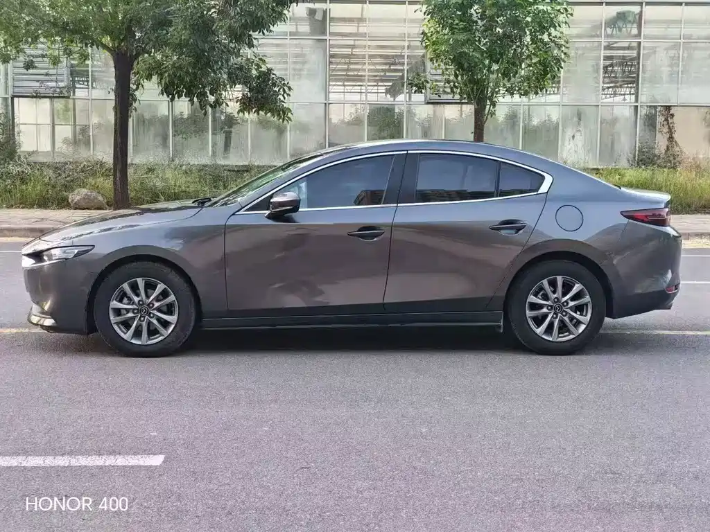 Mazda 3 Axela 2021