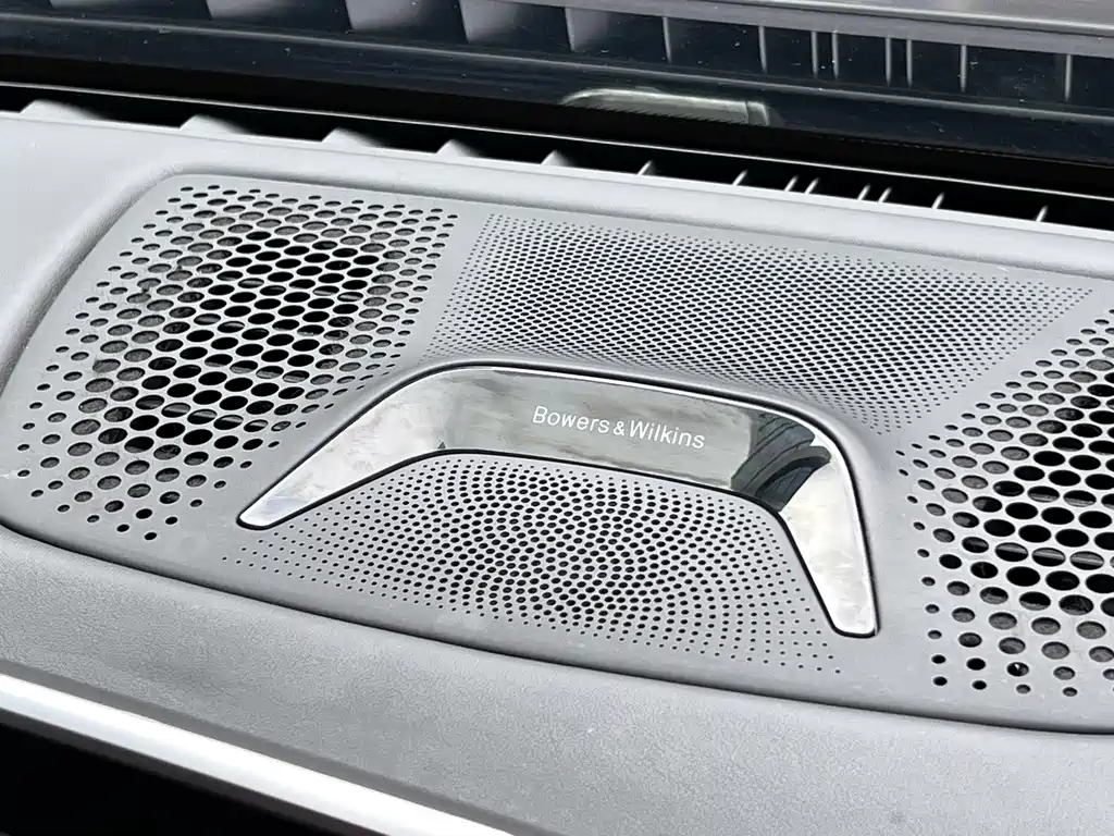 BMW 7 Series 2019 — фото 16