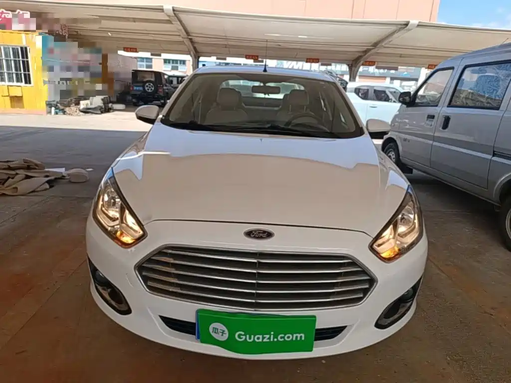 Ford Forrest 2015