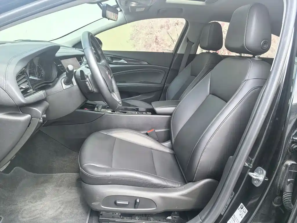 Buick Regal 2024 — фото 4