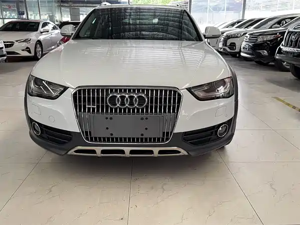 Audi A4 2014