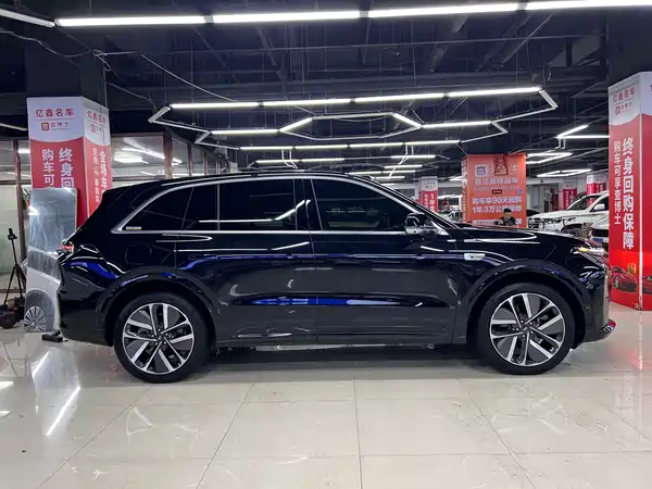 Li Auto L6 2024