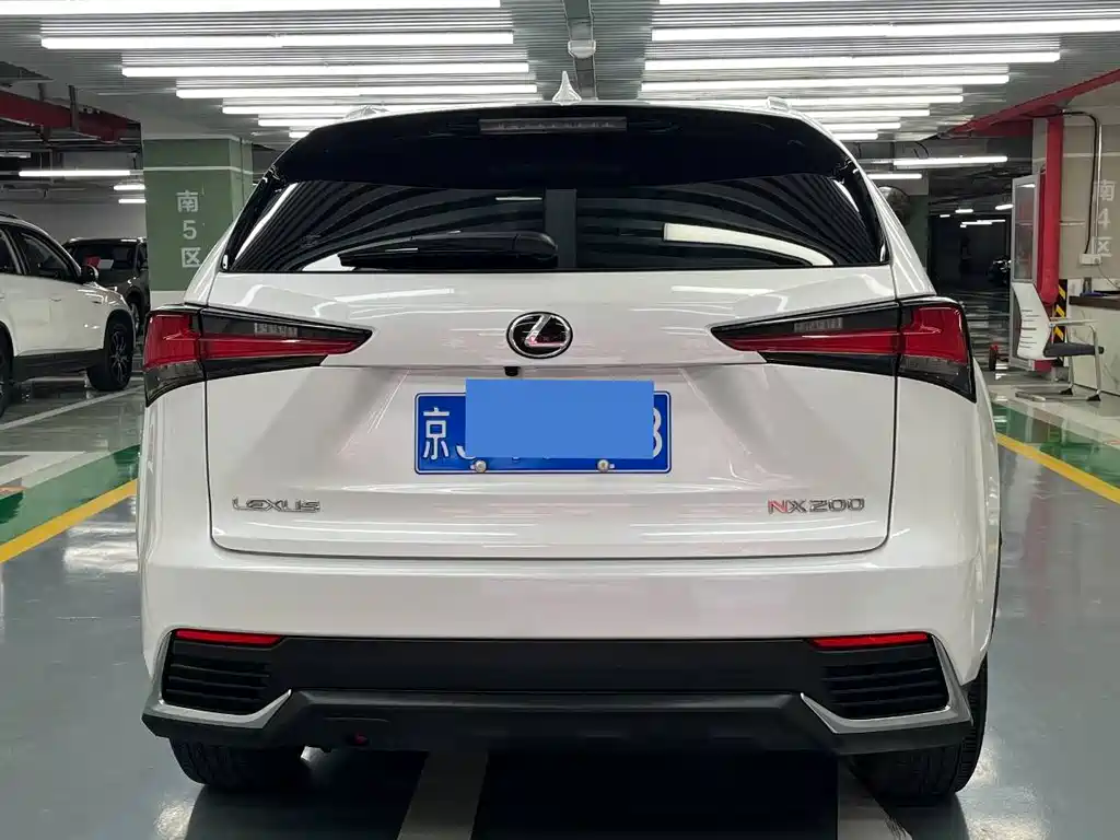 Lexus NX 2021 — фото 5