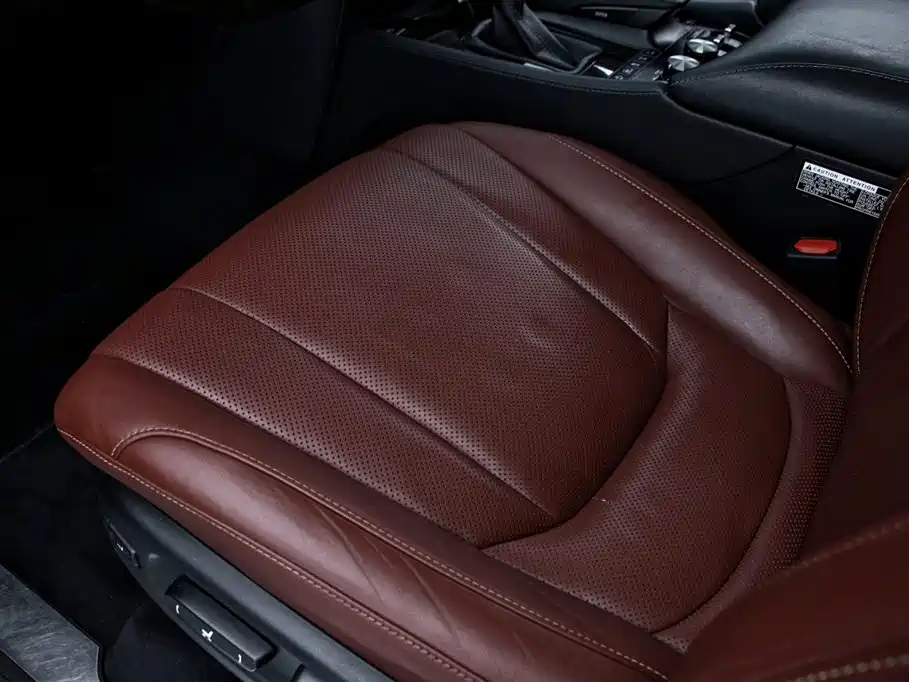 Lexus LX 2019 — фото 13