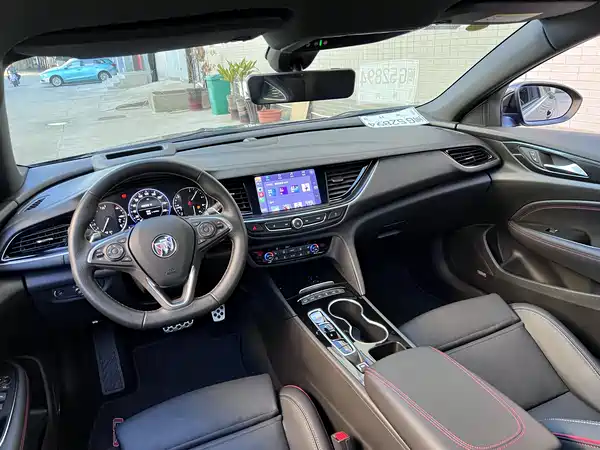 Buick Regal 2021