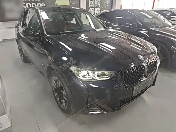BMW iX3 2023