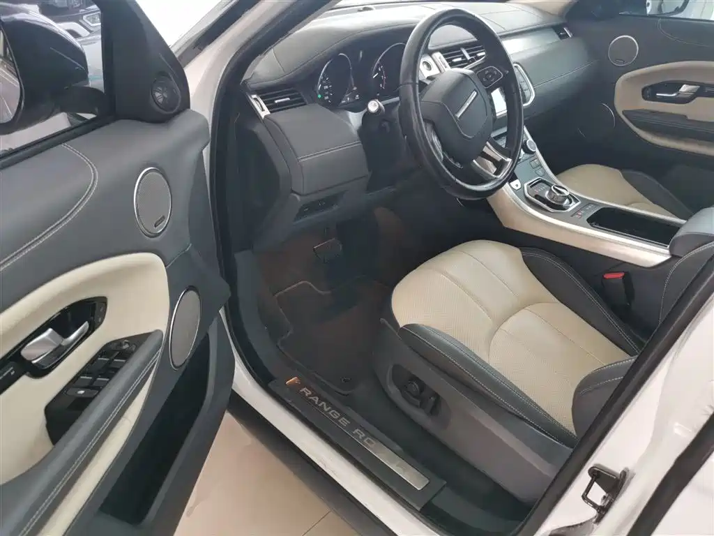 Land Rover Evoque 2016 — фото 11