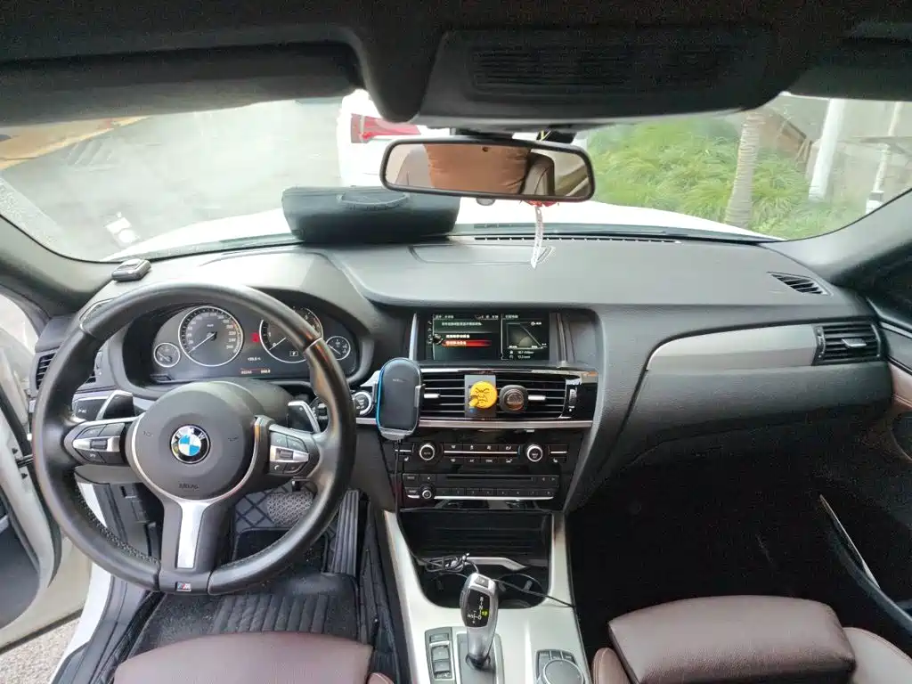 BMW X4 2017 — фото 9
