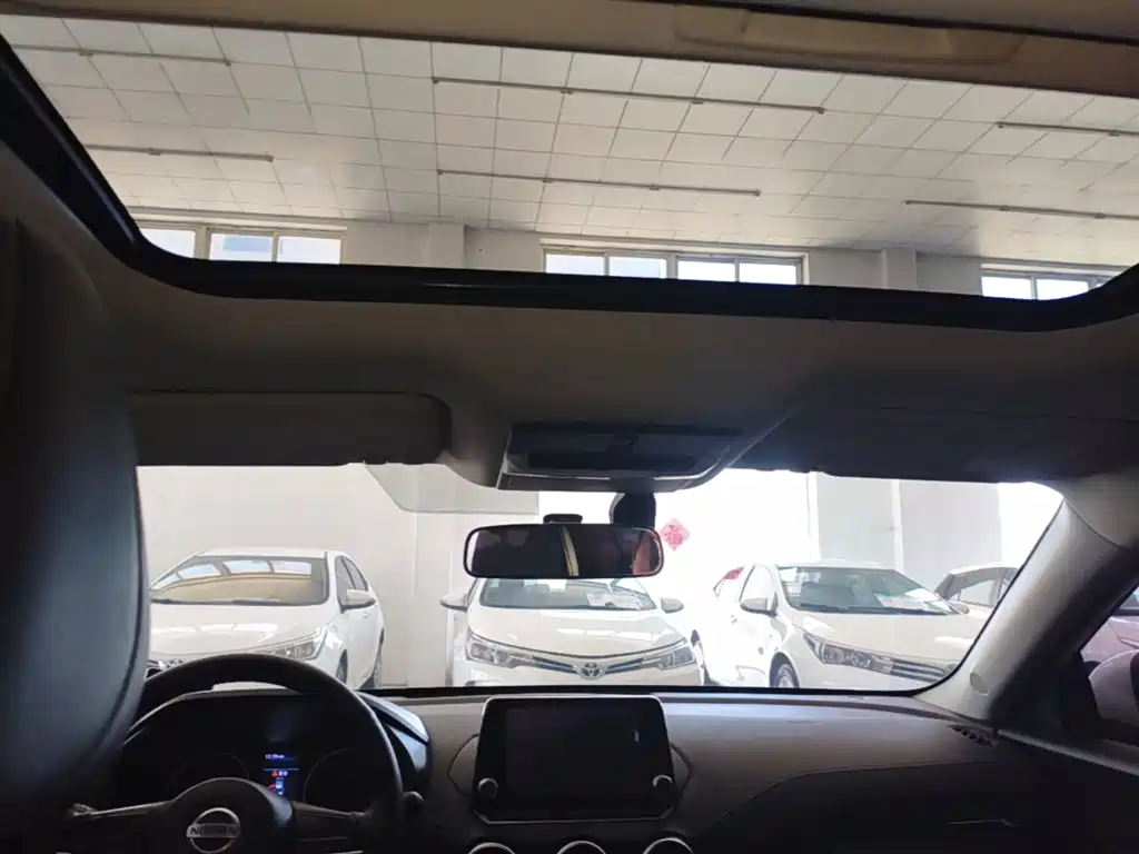 Nissan Sylphy 2019 — фото 18