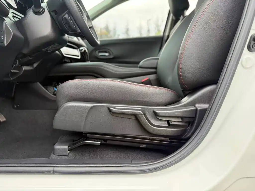 Honda Vezel 2022 — фото 17