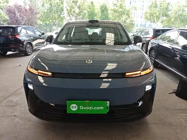 Leapmotor B10 2025