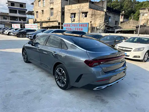 Kia K5 2022