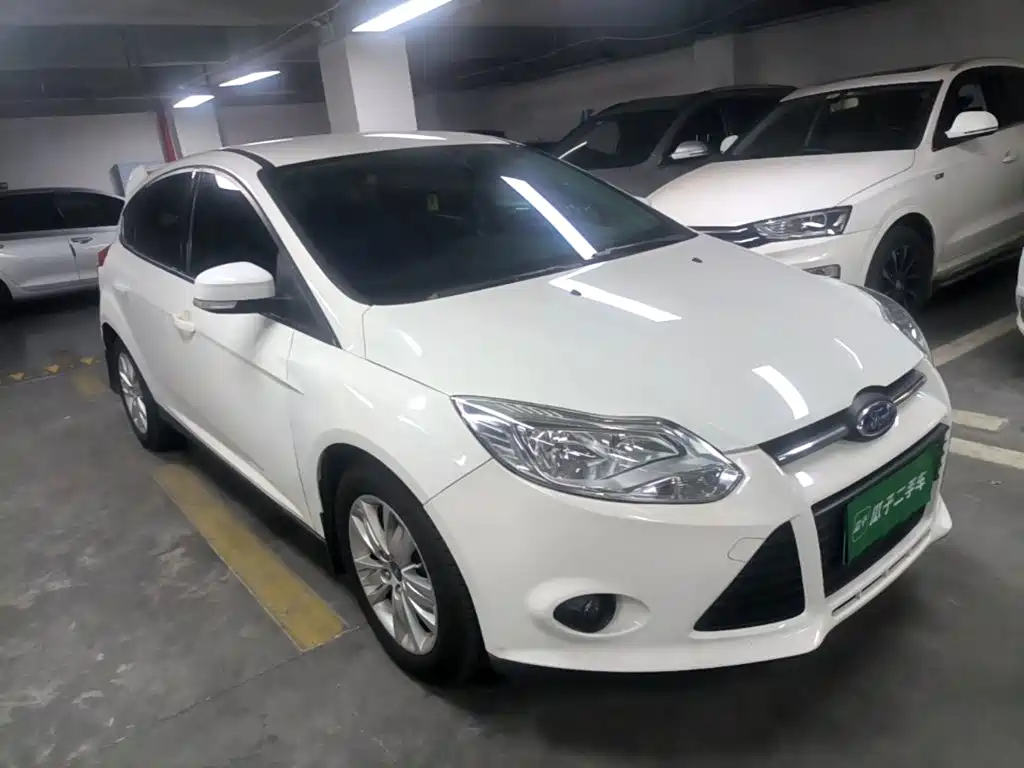 Ford Focus 2015 — фото 4