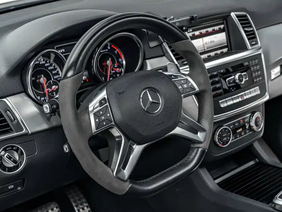 Mercedes-Benz M-Class AMG 2016 — фото 22