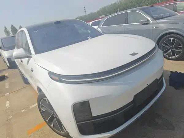 Li Auto L9 2025