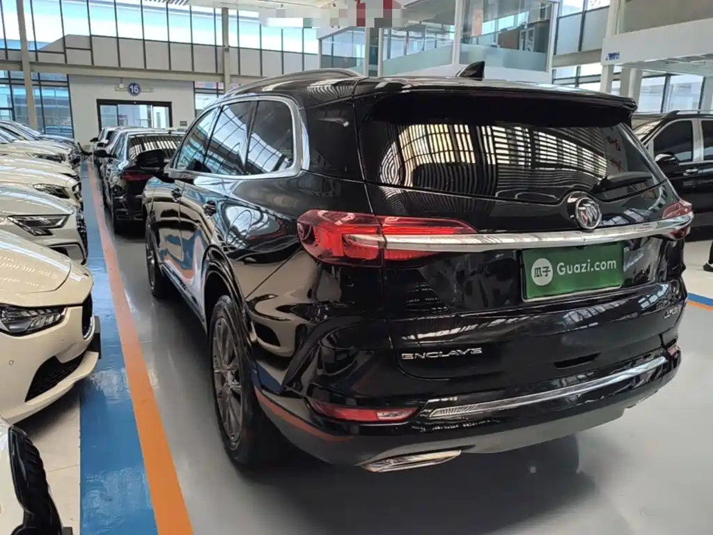 Buick Enclave 2023