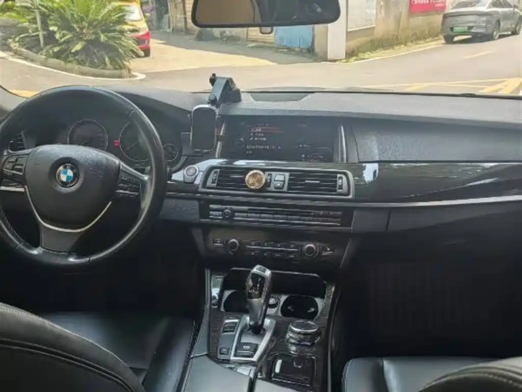 BMW 5 Series 2016