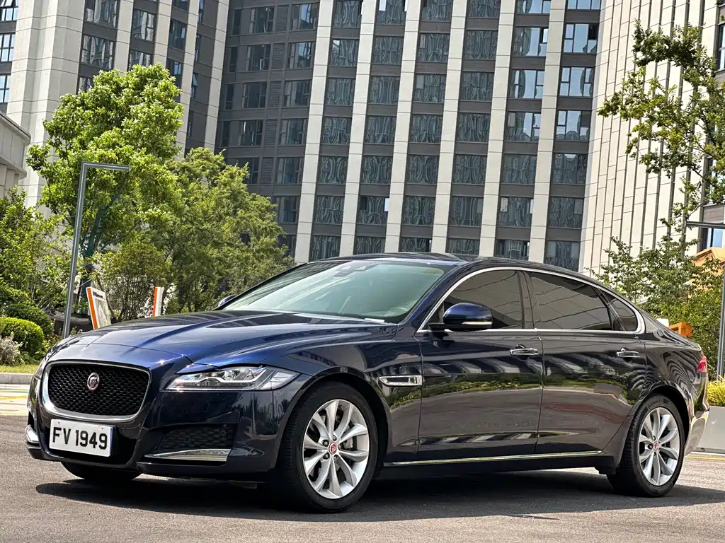 Jaguar XFL 2019 — фото 3
