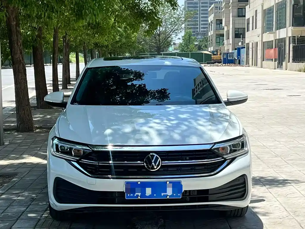 Volkswagen Sagitar 2024
