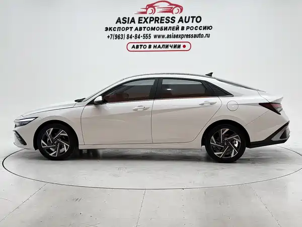 Hyundai Elantra 2024