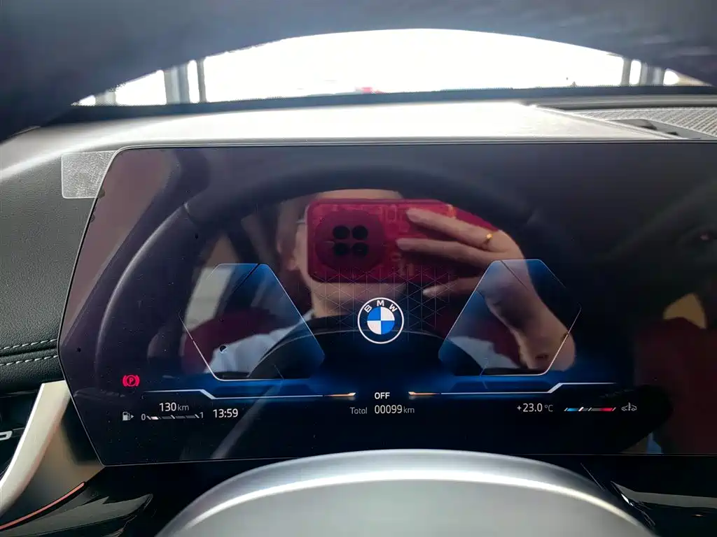 BMW X1 — фото 12