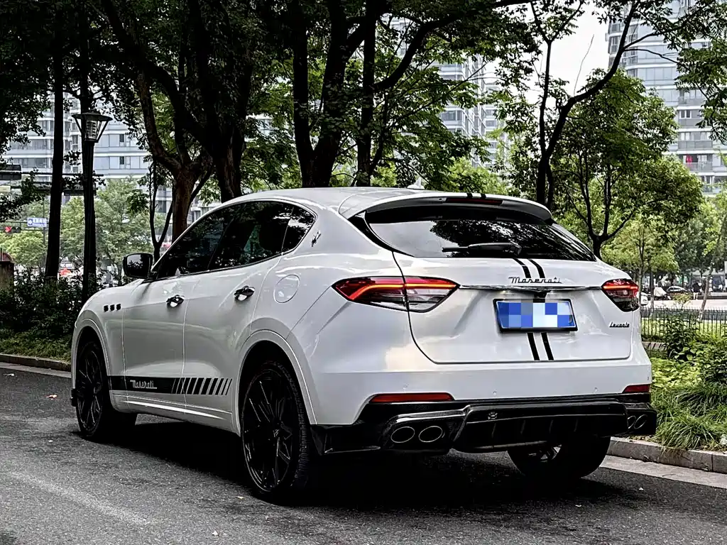 Maserati Levante 2022