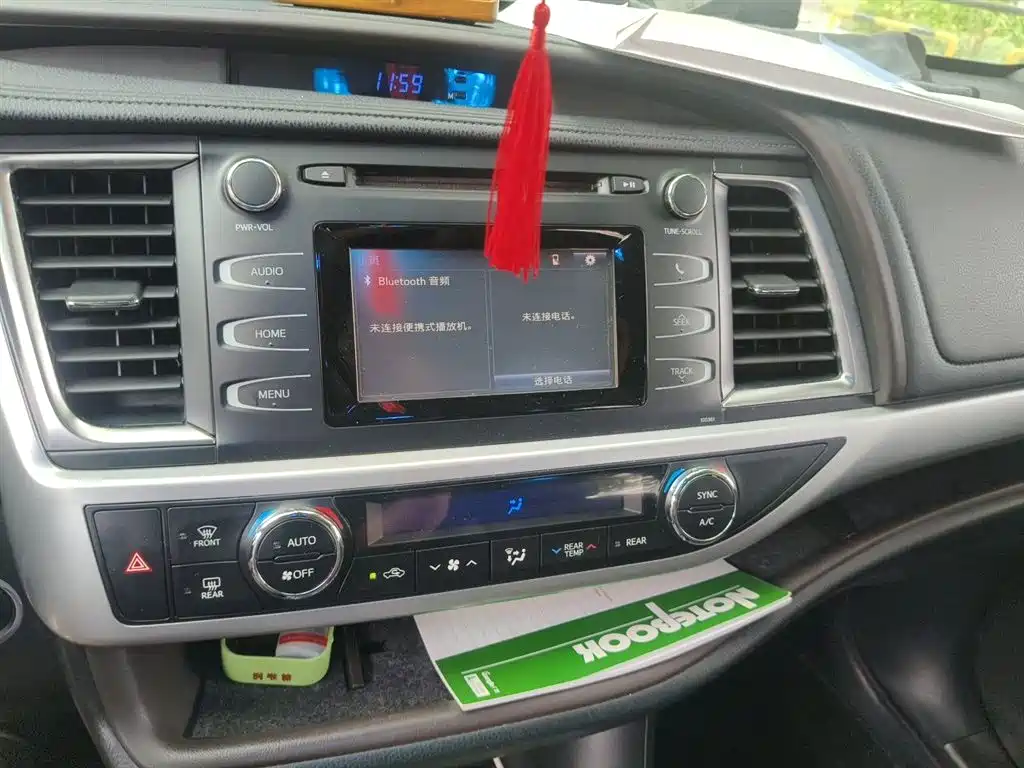 Toyota Highlander 2017 — фото 14