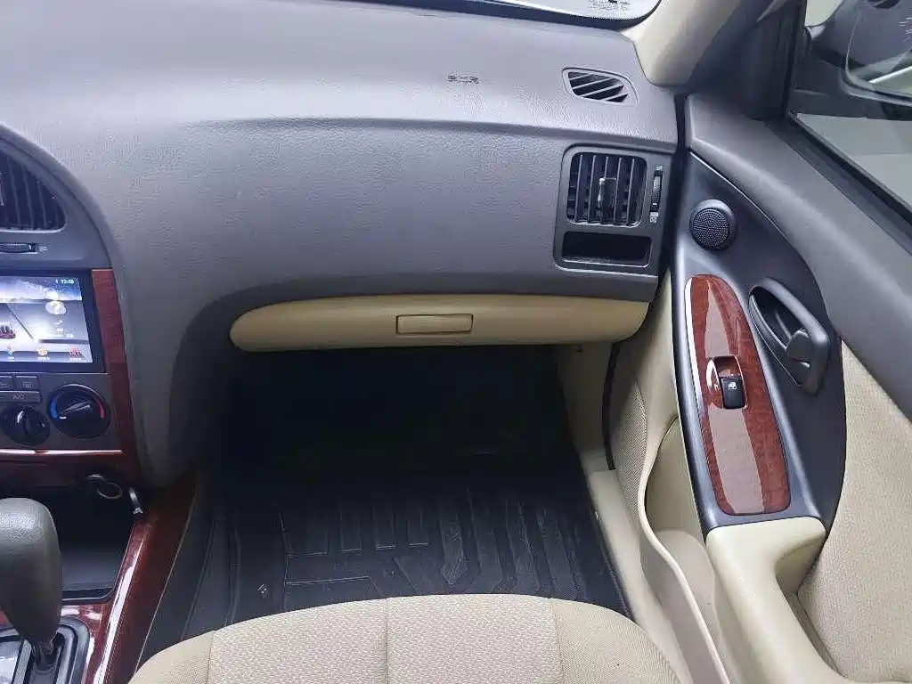Hyundai Elantra 2010